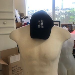 Yachtzoo Mens Black Ballcap.  Size One Size